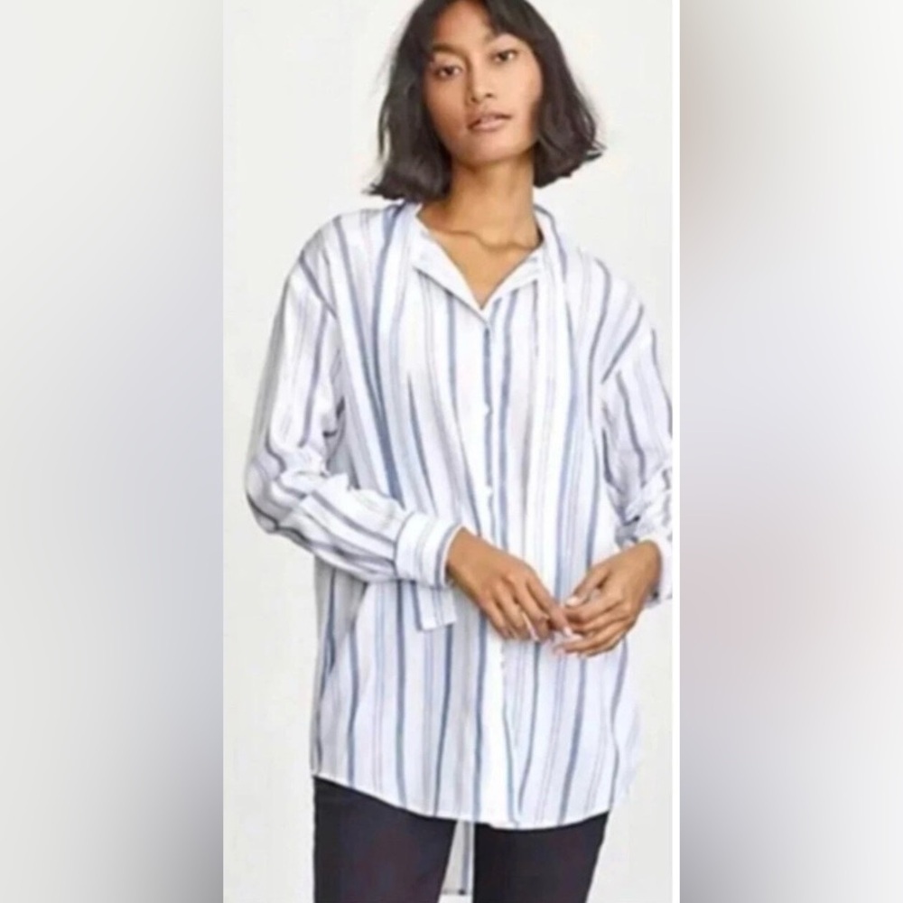 Elizabeth and James Women’s Bow Tie Tunic Blouse Long Sleeve Button-Up Large